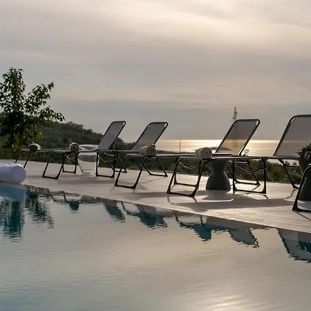 Korina Tatil Evi